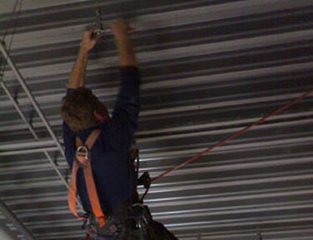 Lautsprecher Montage BMW - Welt München